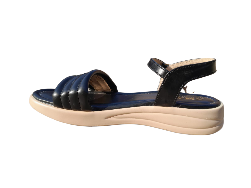 Ladies Bucklie Sandle