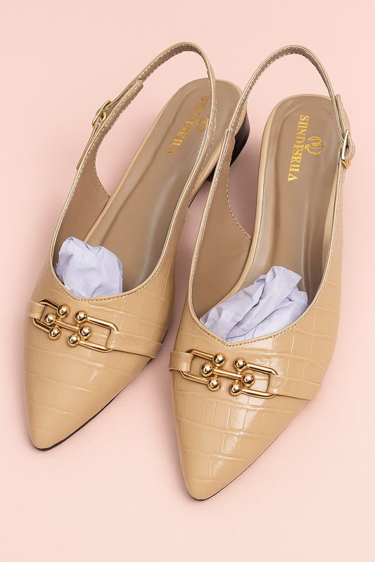 Velour Charm Pump – Beige Elegance