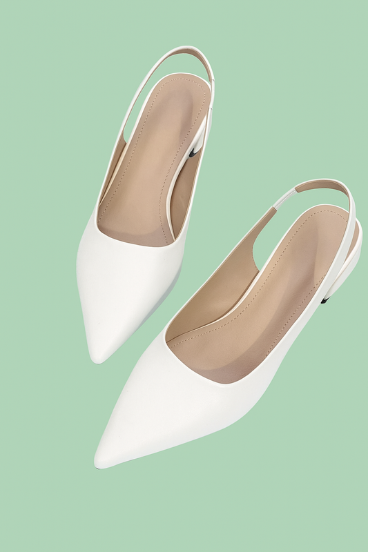Pure Elegance Pump – Timeless White (Mid heel)